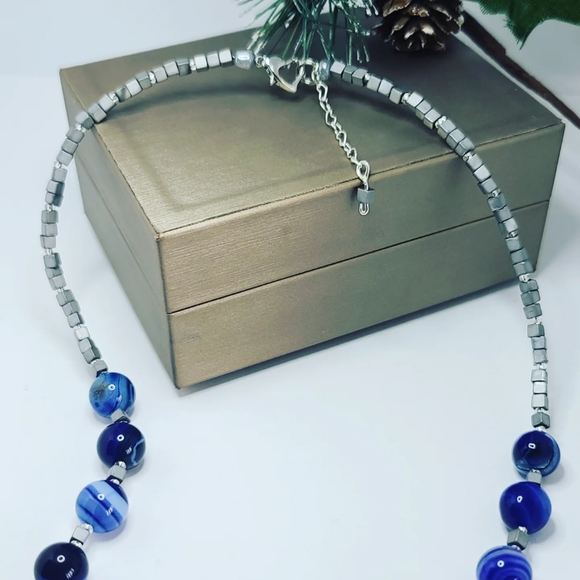 Nlue Lace Agate necklace - Picture 2 of 5